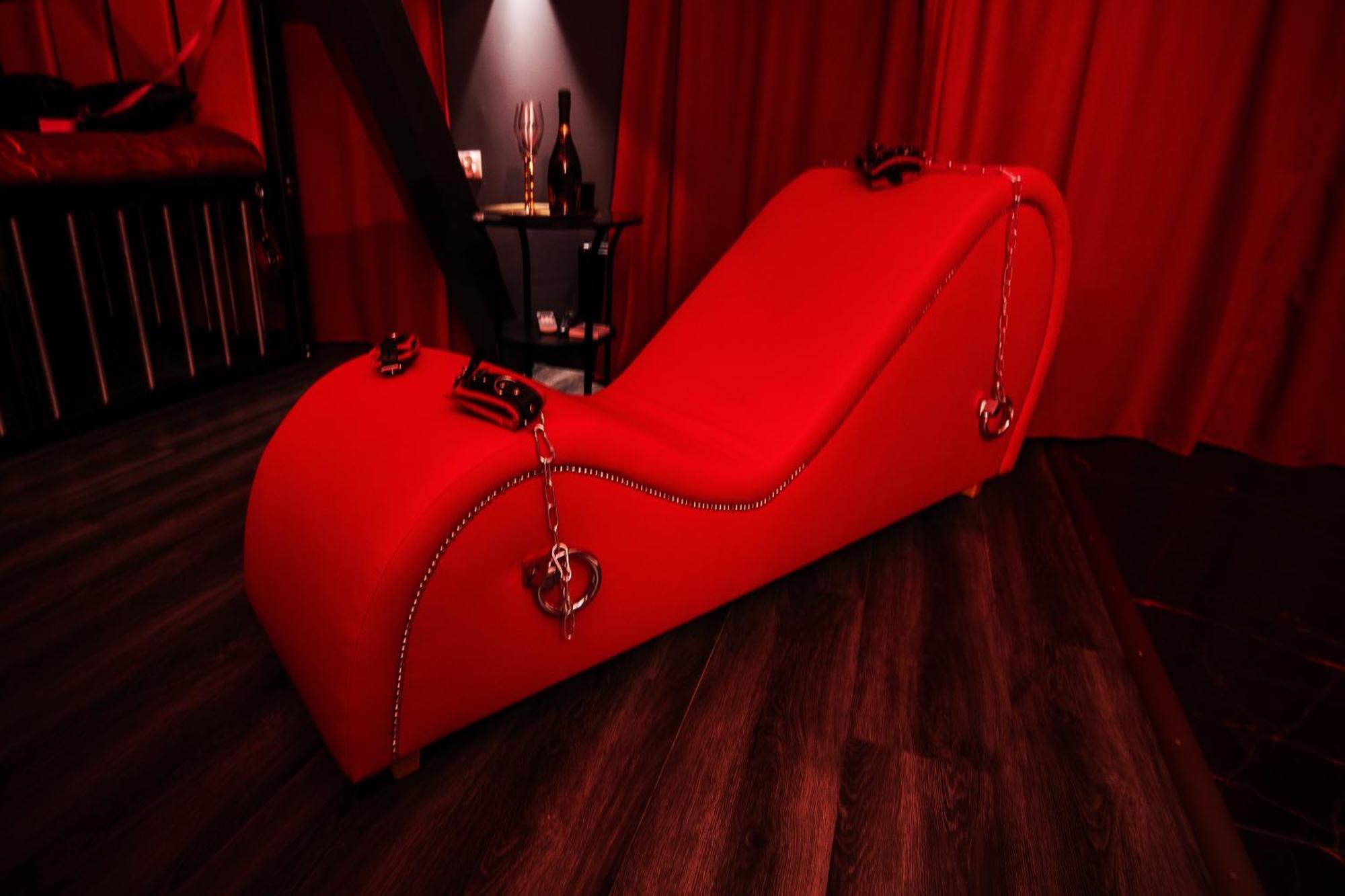 Red Palace Apartament Bdsm Bydgoszcz Kültér fotó
