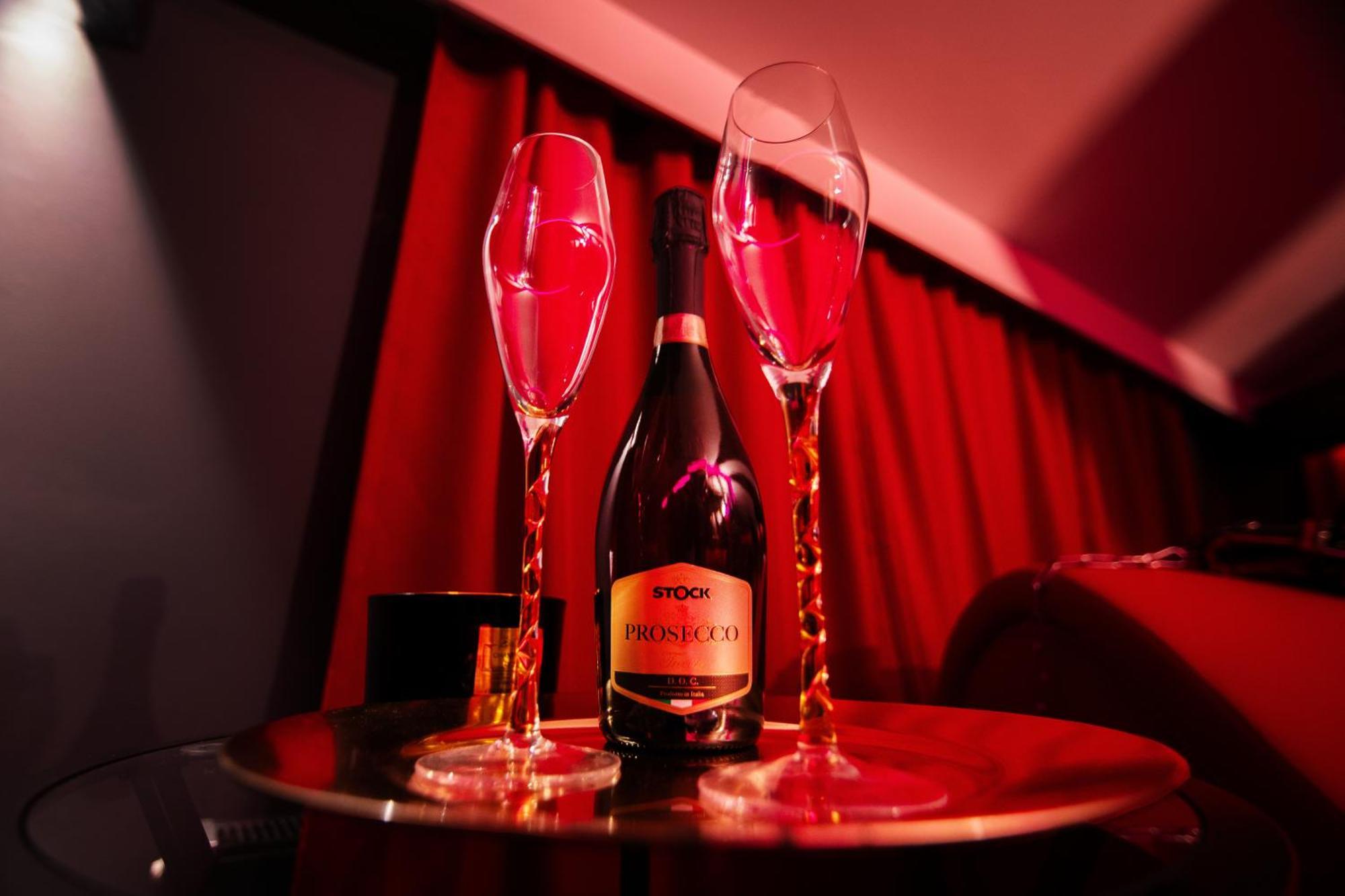 Red Palace Apartament Bdsm Bydgoszcz Kültér fotó